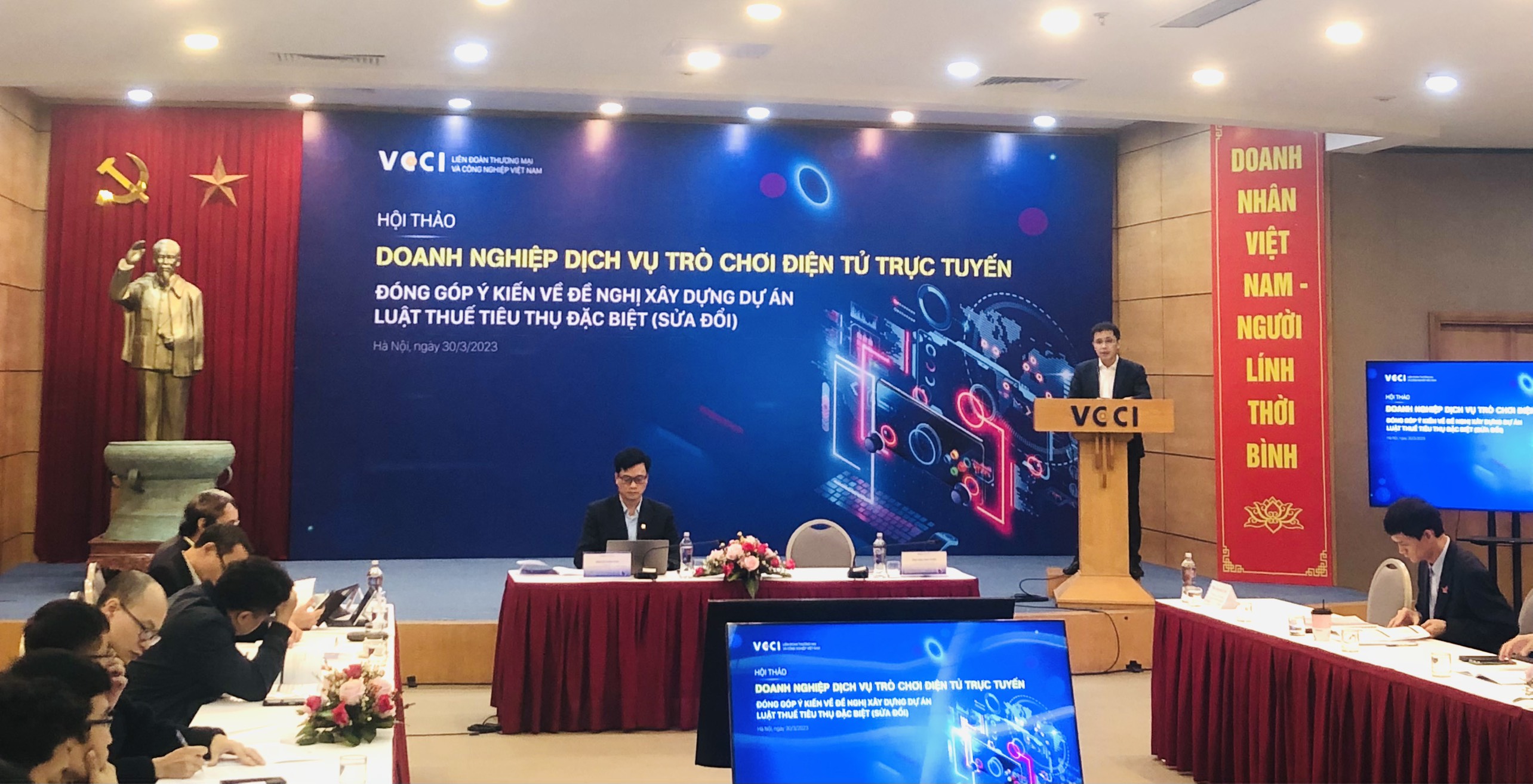 Bàn về áp thuế tiêu thụ đặc biệt với game online