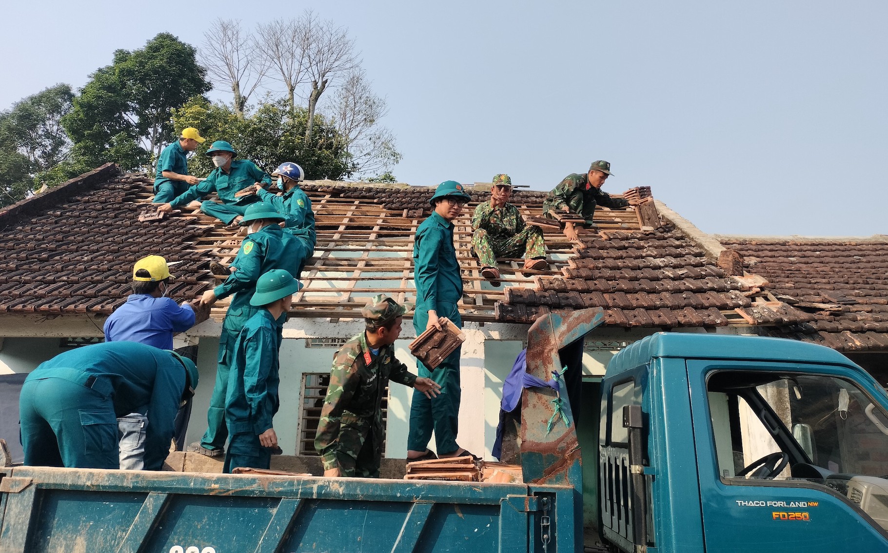 Nhiều hoạt động hưởng ứng Tháng Thanh niên trong tuổi trẻ lực lượng vũ trang Quảng Nam
