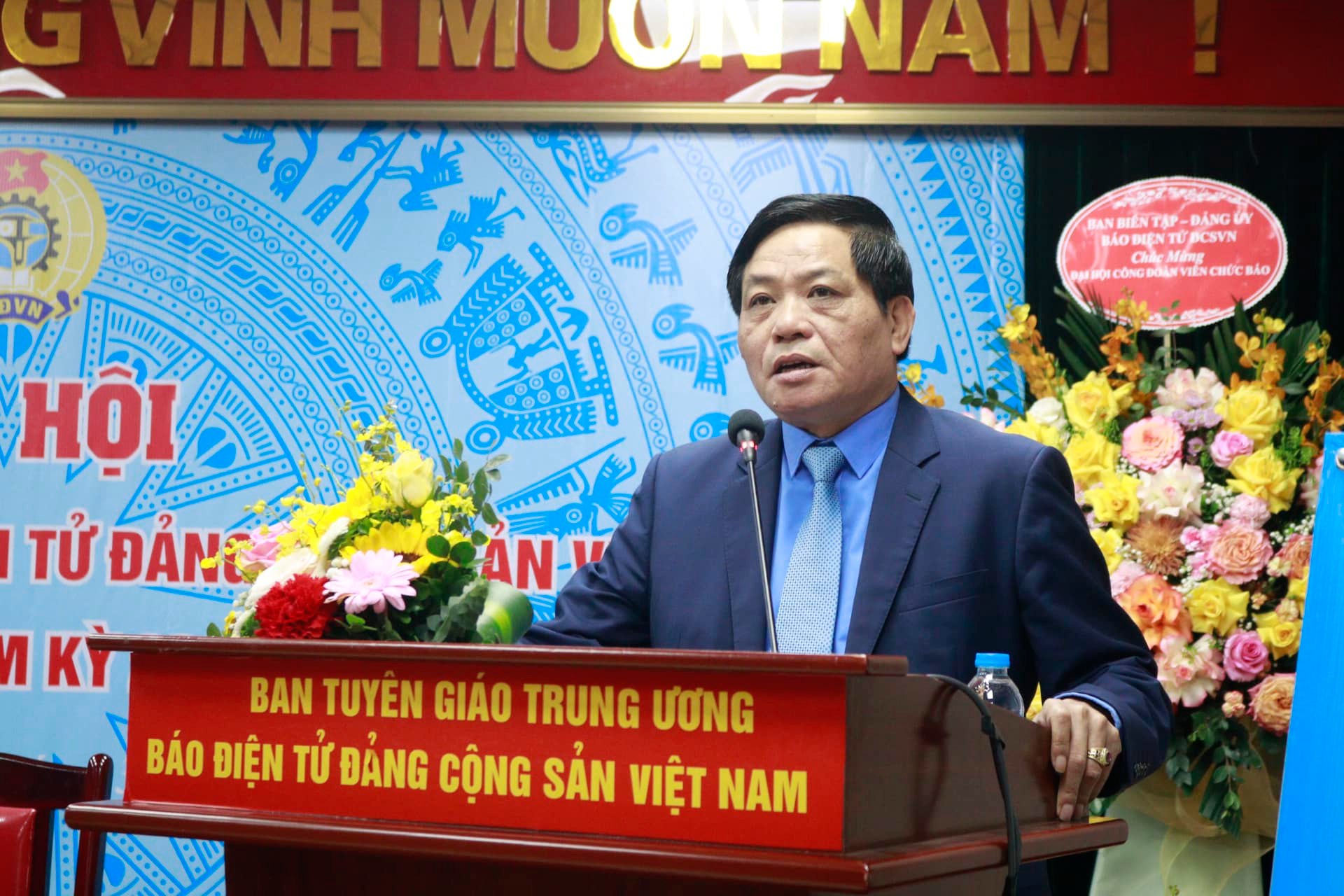Xây dựng Công đoàn Báo điện tử Đảng Cộng sản Việt Nam vững mạnh toàn diện