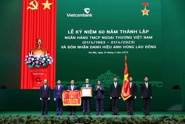 Vietcombank phát huy hơn nữa vai trò chủ lực, dẫn dắt thị trường