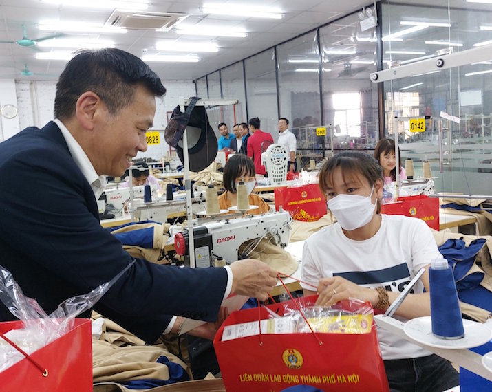 Hỗ trợ 2 000 người lao động Thủ đô có hoàn cảnh khó khăn