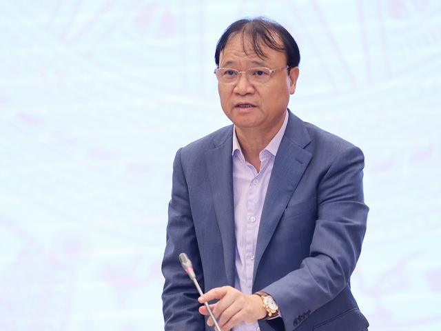 Tập trung xây dựng nghị định về kinh doanh xăng dầu phù hợp với thực tế