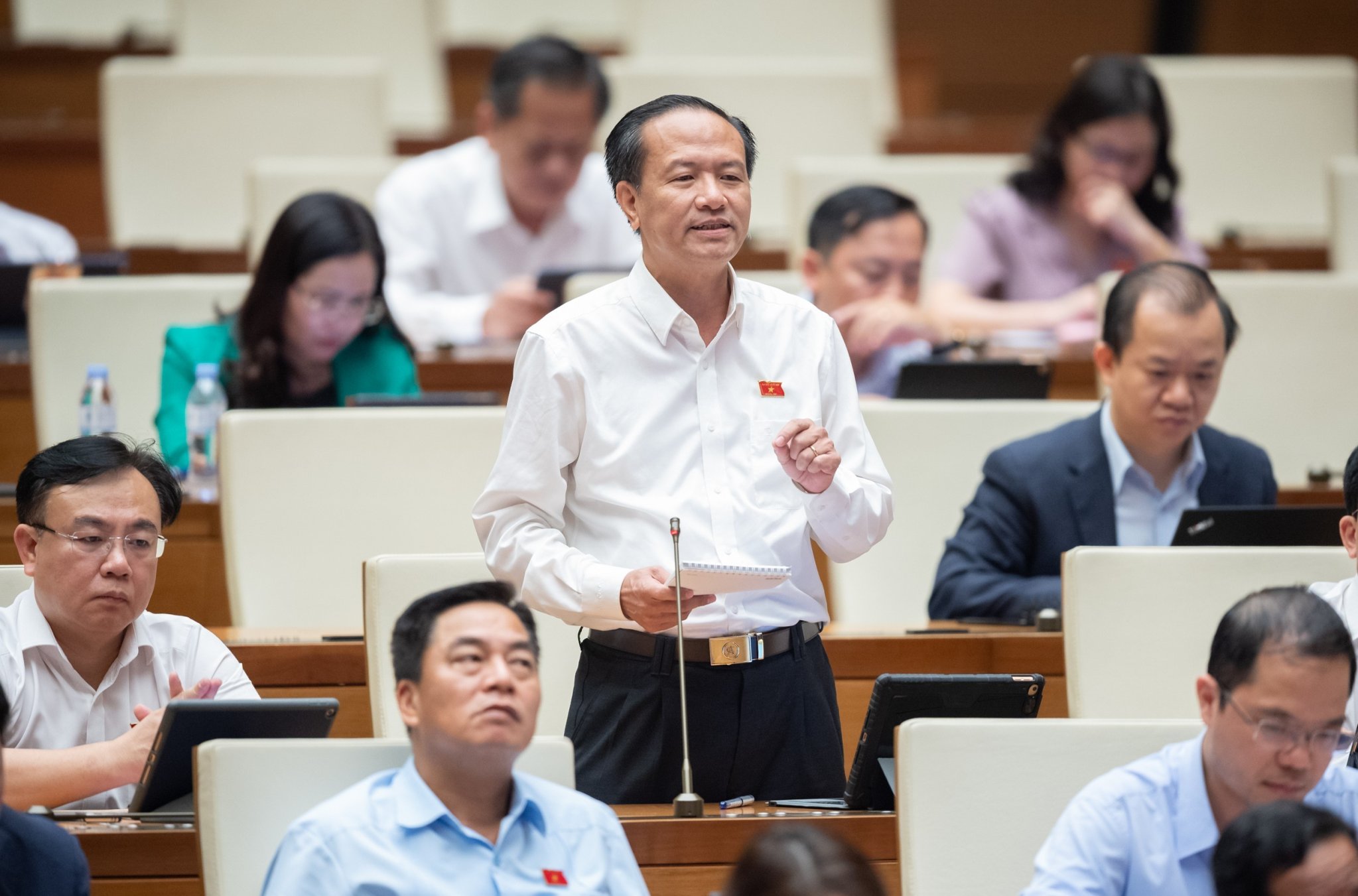 Cân nhắc kỹ quy định về chỉ định thầu