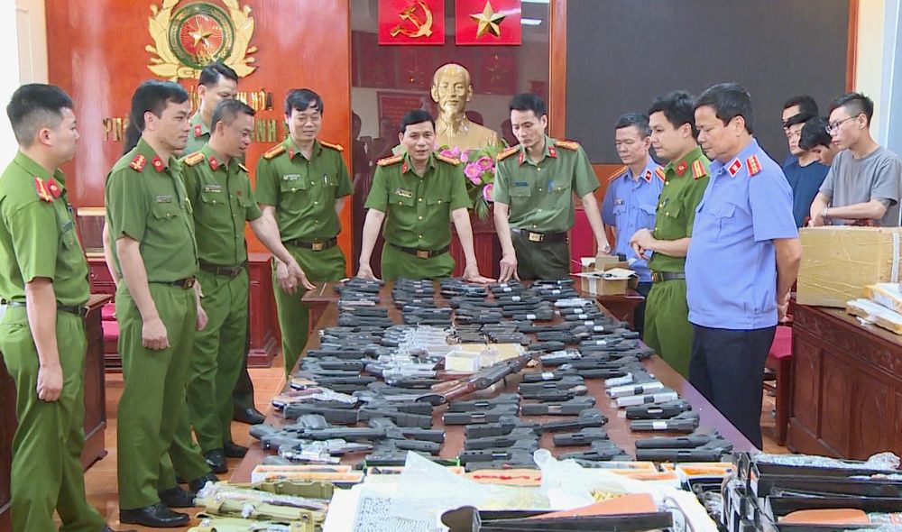 Thanh Hóa triệt phá đường dây mua bán vũ khí quân dụng quy mô lớn