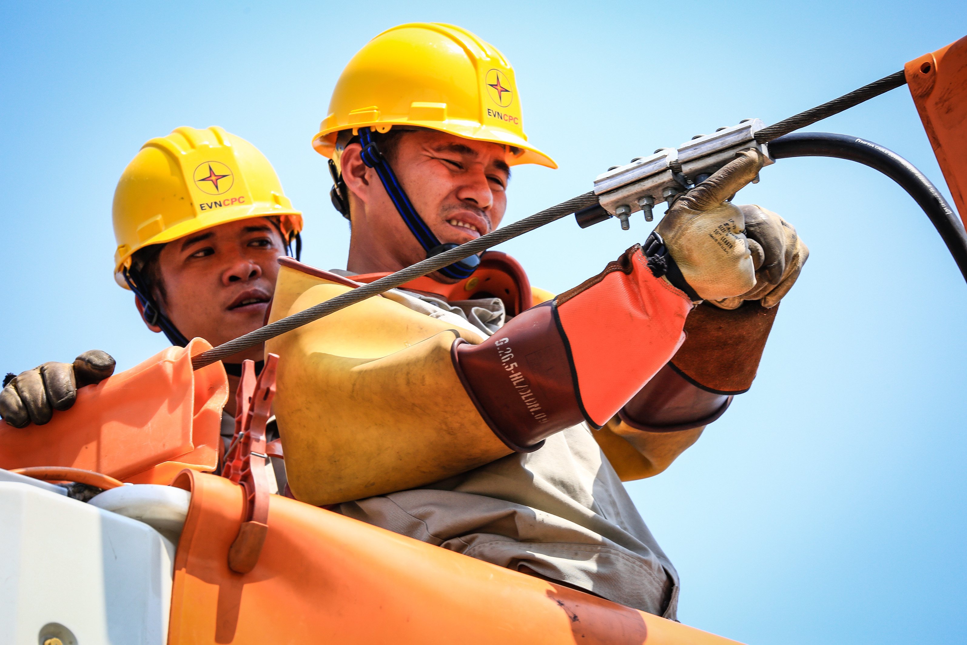 EVNCPC được Fitch Ratings xếp hạng “BB”- triển vọng tích cực