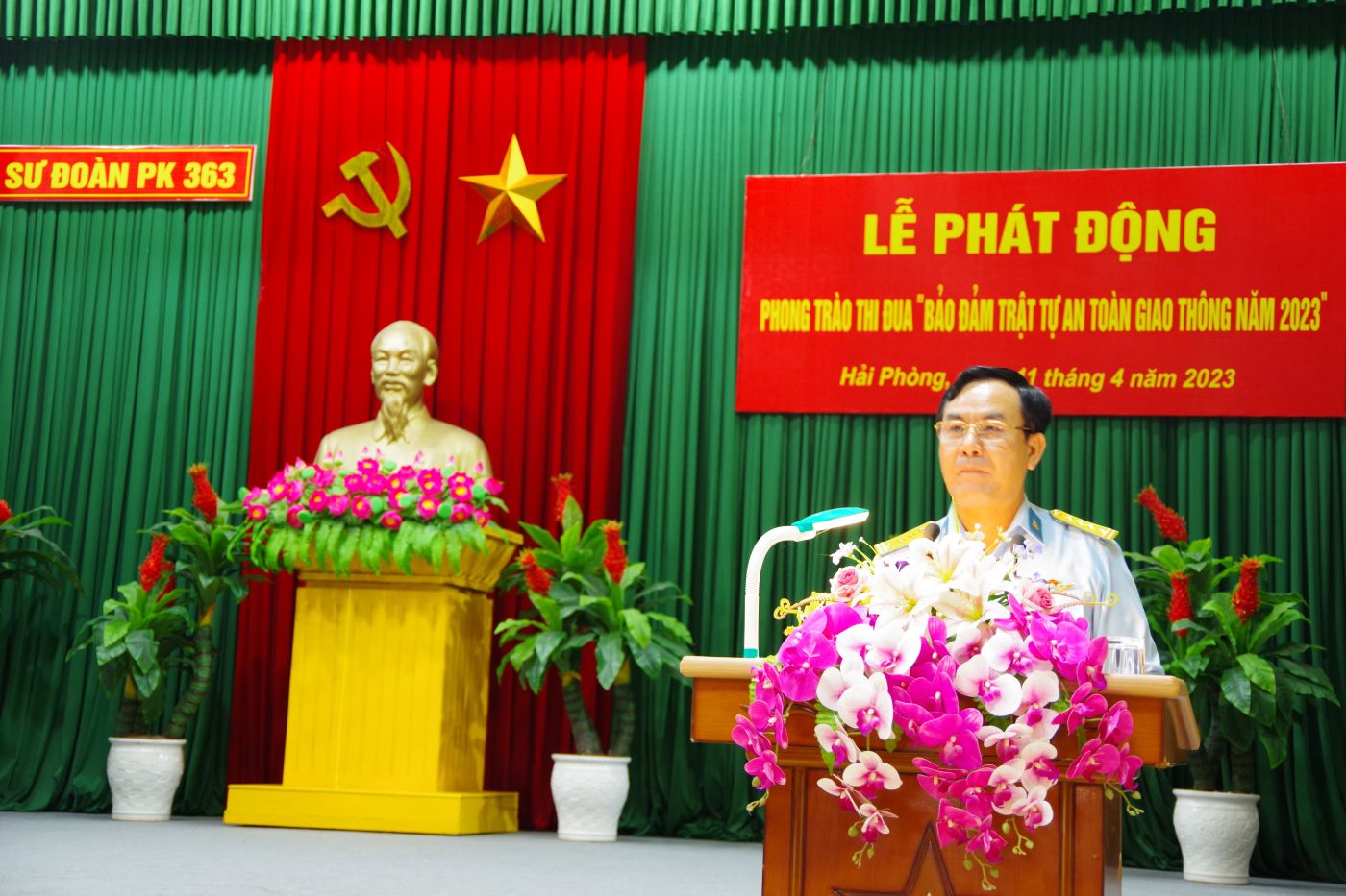 Sư đoàn 363 phát động bảo đảm an toàn giao thông