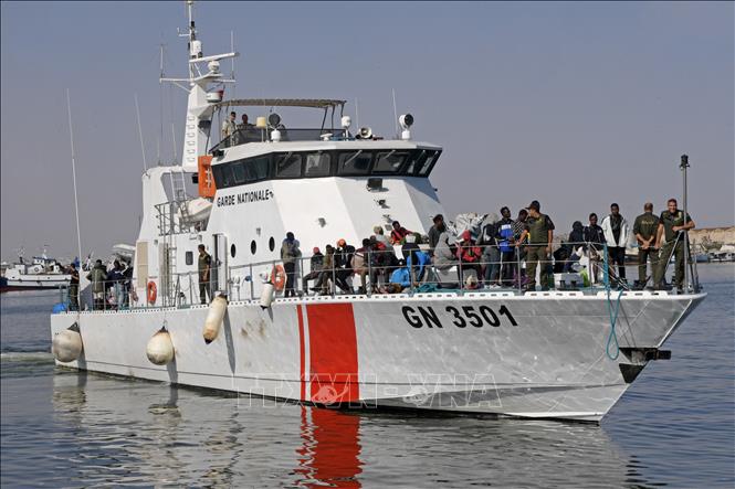 Thêm 15 nạn nhân thiệt mạng trong vụ đắm thuyền ngoài khơi Tunisia