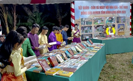 Nhiều hoạt động ý nghĩa tại chương trình Tết quân - dân mừng Chôl Chnăm Thmây