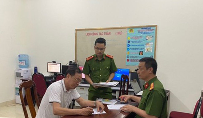Khởi tố, bắt giam tài xế ô tô đâm 17 xe máy ở đường Võ Chí Công