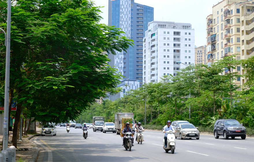Tây Bắc Bộ, vùng núi Bắc Trung Bộ nắng nóng, Nam Bộ mưa dông