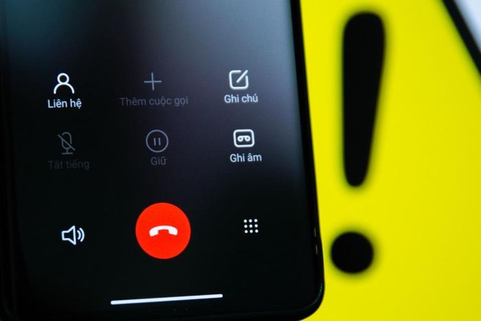 Lợi dụng chuẩn hóa thông tin, lừa đảo khóa SIM