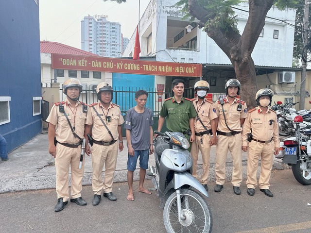 Chế độ đối với người bị nhiễm HIV trong khi làm nhiệm vụ