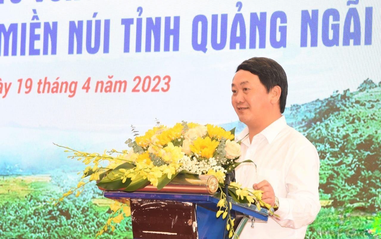 Đồng chí Hầu A Lềnh dự Hội nghị thu hút đầu tư vùng đồng bào dân tộc thiểu số và miền núi tỉnh Quảng Ngãi