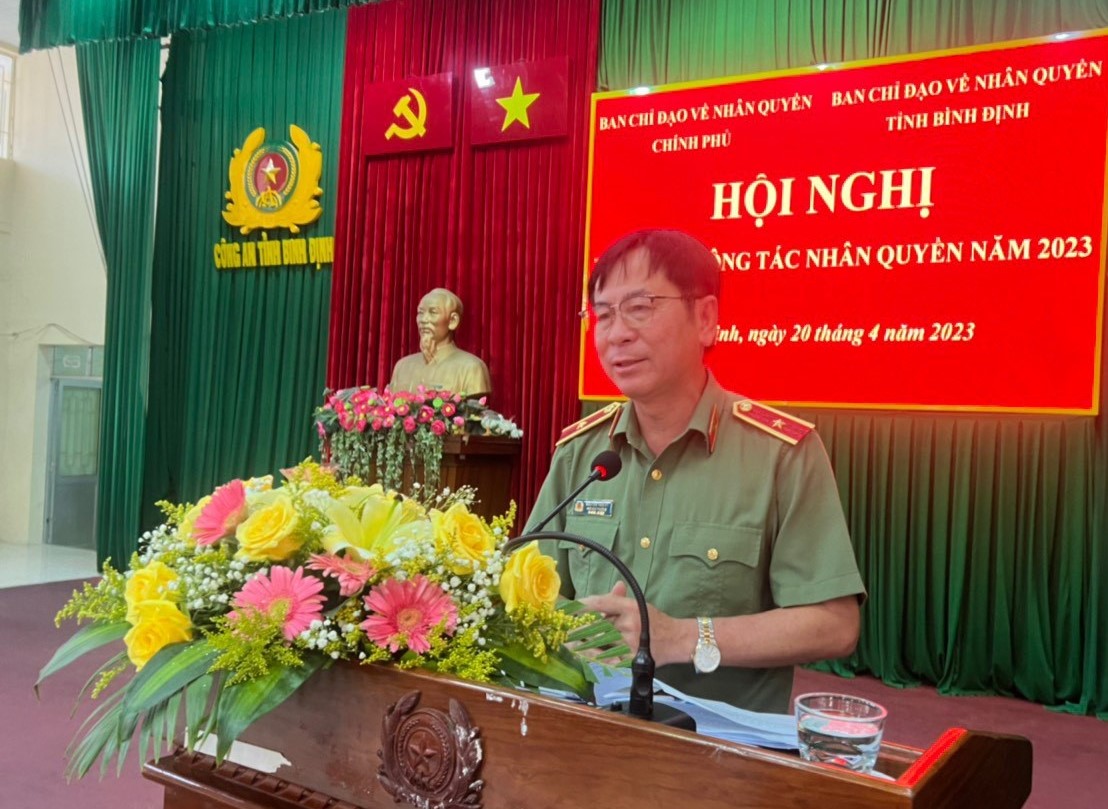 Bồi dưỡng về công tác nhân quyền, chống các luận điệu vu cáo của các thế lực thù địch