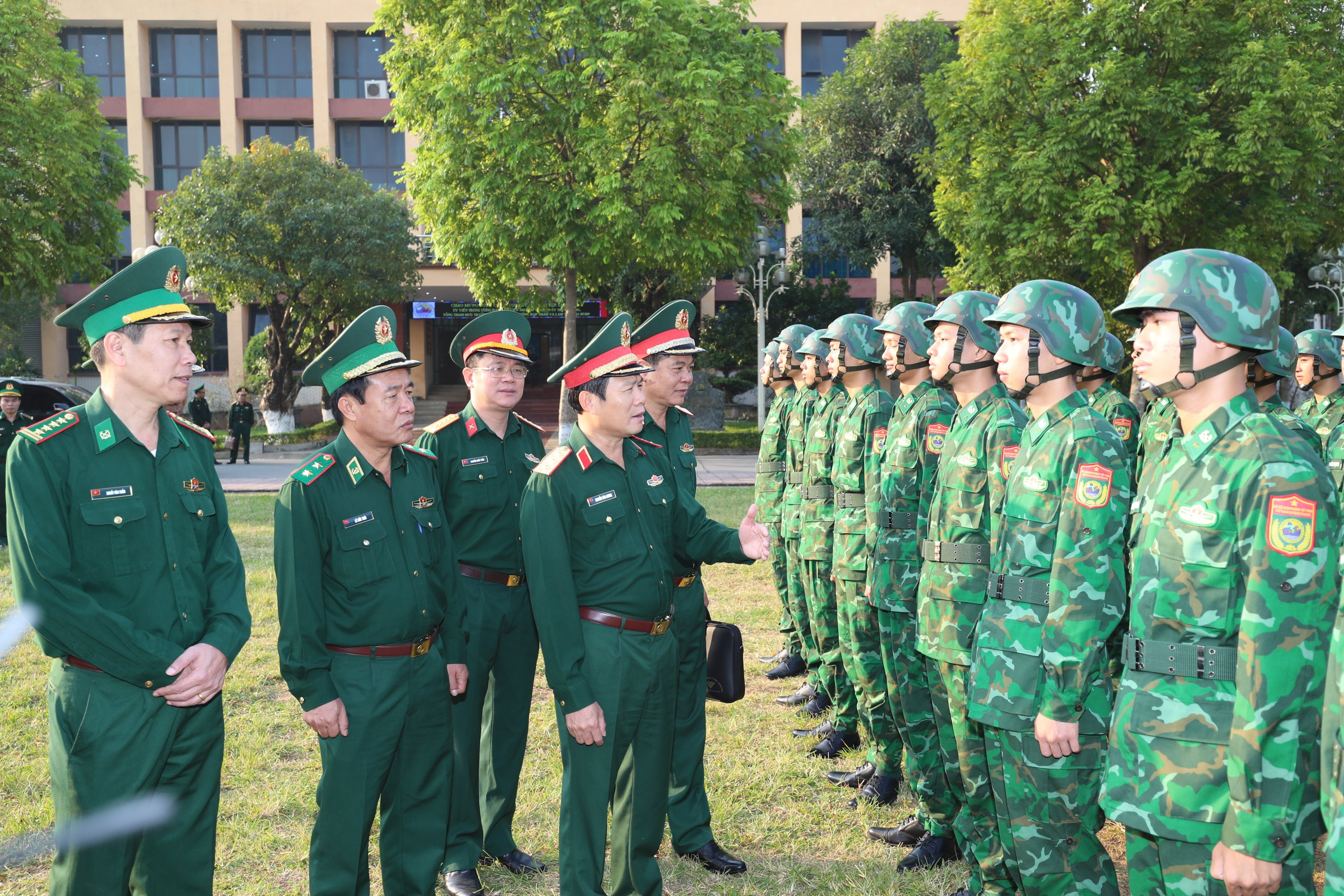 Giá trị trường tồn về bảo vệ Tổ quốc trong học thuyết của Lênin