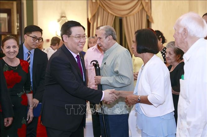 Chủ tịch Quốc hội Quan hệ hữu nghị truyền thống Việt Nam - Cuba mãi trường tồn