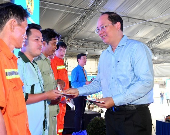 Tập trung giải quyết kịp thời những bức xúc của người lao động