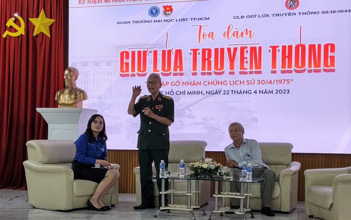 Tọa đàm “Giữ lửa truyền thống”