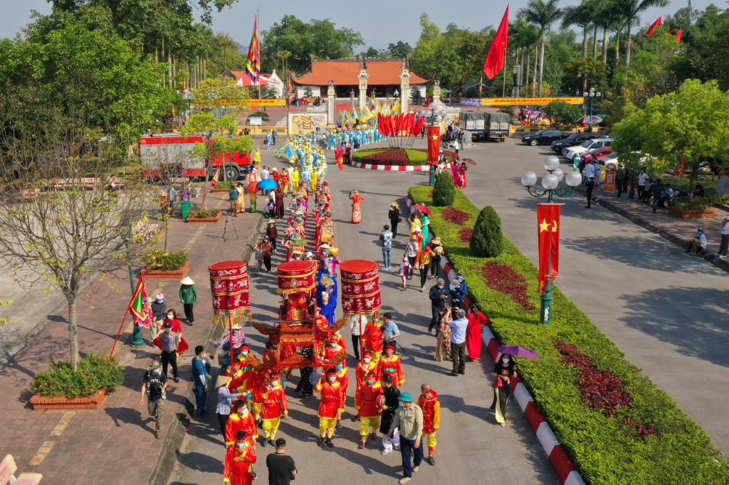 Nhiều hoạt động đặc sắc tại lễ hội truyền thống Bạch Đằng năm 2023