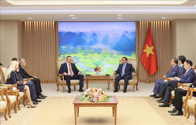 Tăng cường hơn nữa quan hệ hữu nghị hợp tác truyền thống với Belarus