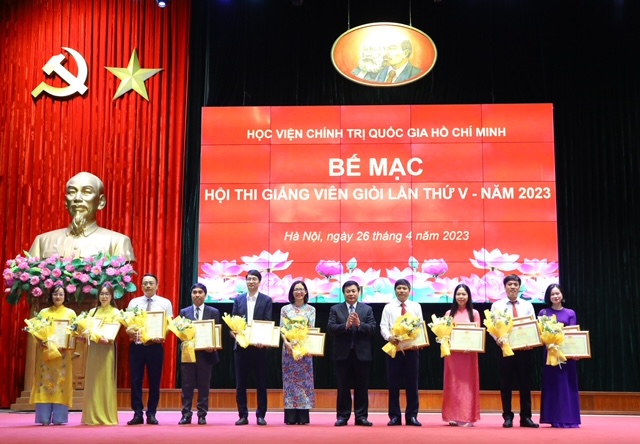 Nâng cao nghiệp vụ, kỹ năng giảng dạy cho giảng viên Học viện