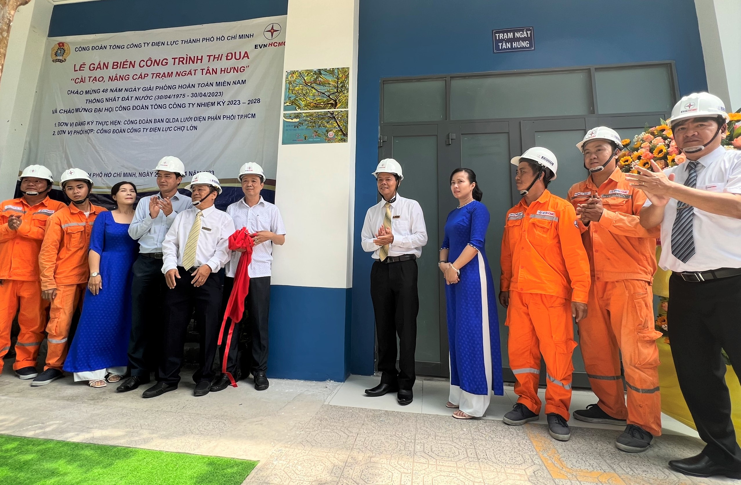 ​Khánh thành và gắn biển công trình “Cải tạo nâng cấp trạm ngắt Tân Hưng’’