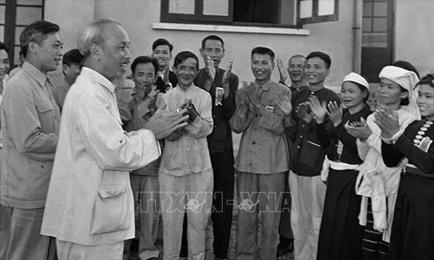 Tuyên truyền kỷ niệm 75 năm Ngày Chủ tịch Hồ Chí Minh ra Lời kêu gọi thi đua ái quốc
