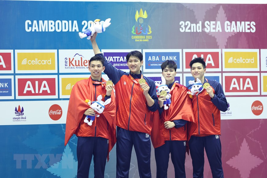 SEA Games 32 Đoàn Việt Nam vươn lên vị trí thứ tư
