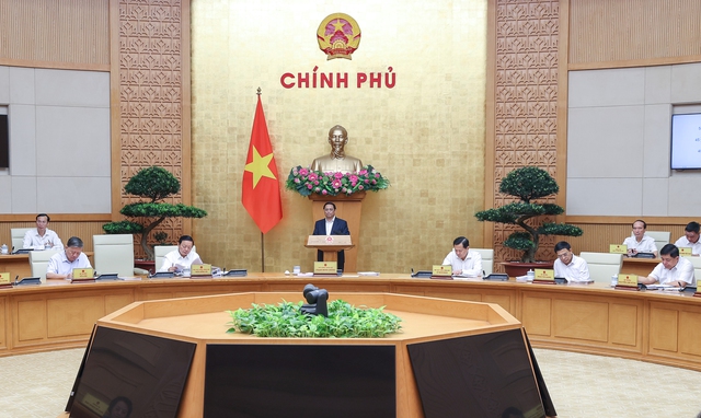 Kiên trì mục tiêu giữ vững ổn định kinh tế vĩ mô, kiểm soát lạm phát