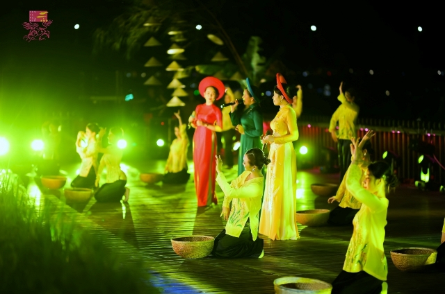 Đẩy mạnh phát triển du lịch văn hóa