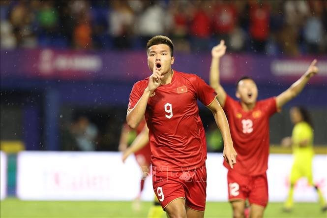 U22 Việt Nam giành vé sớm vào bán kết SEA Games 32