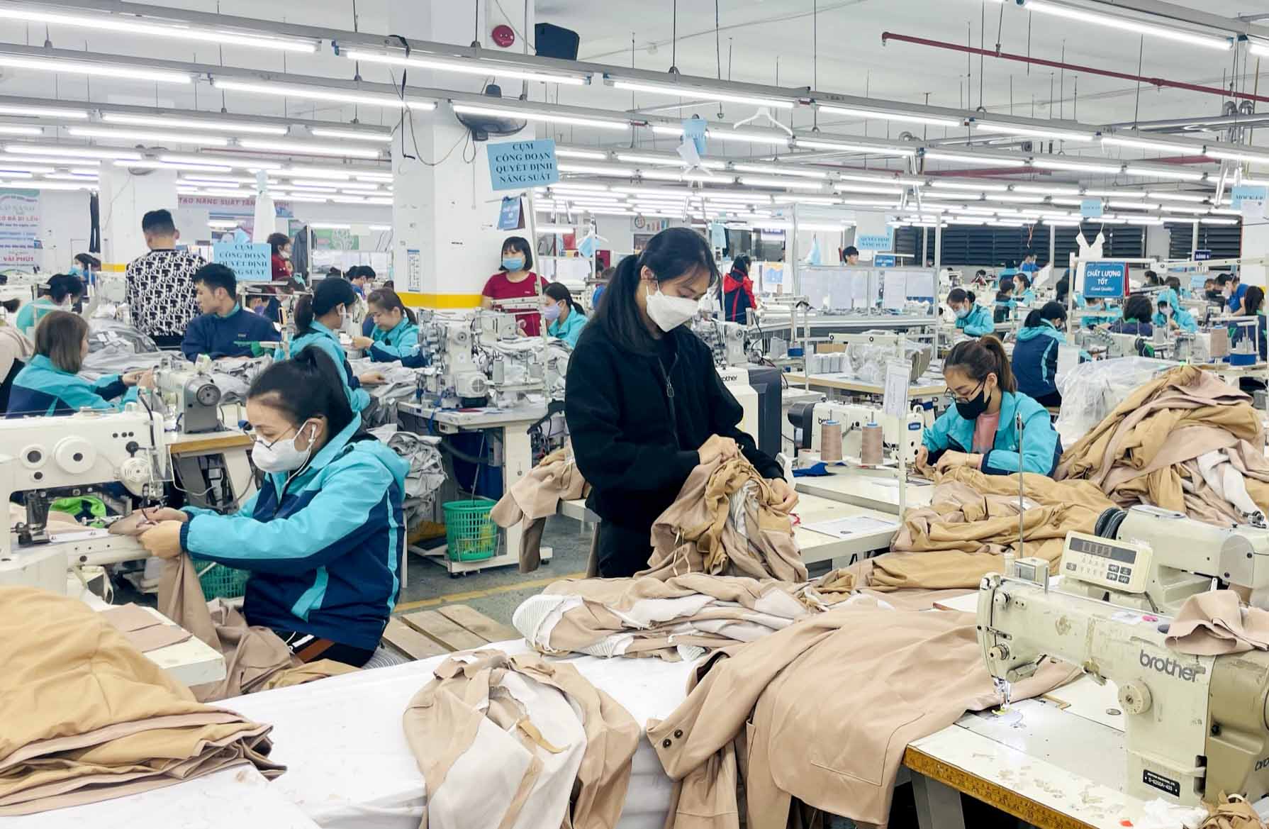 Hà Nội giải quyết việc làm cho 64 600 lao động trong 4 tháng đầu năm