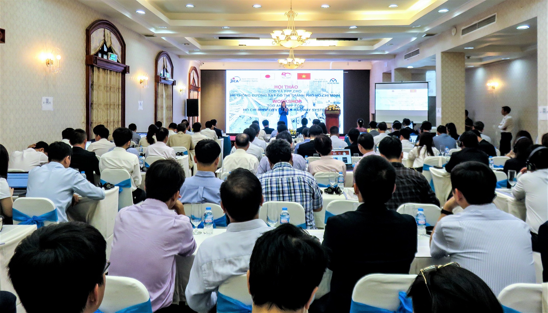 Phát triển đô thị theo định hướng giao thông công cộng