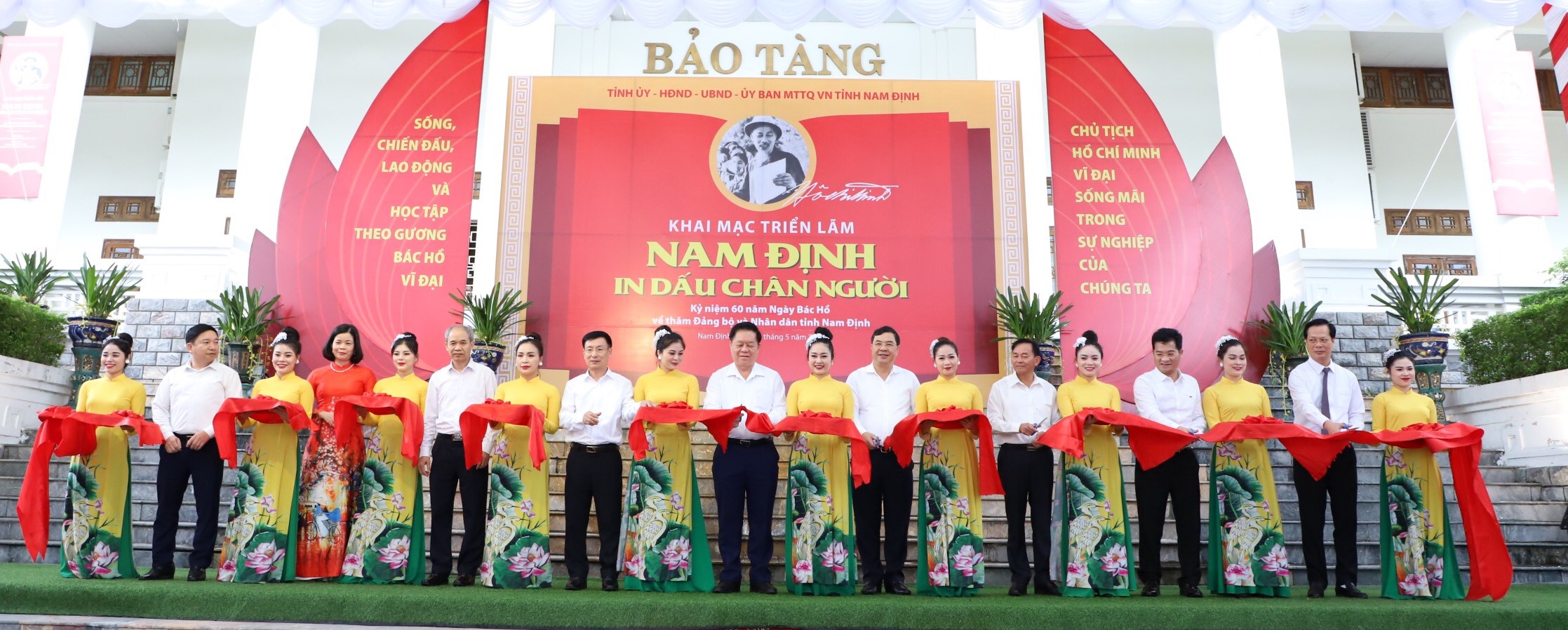 Triển lãm Nam Định in dấu chân Người