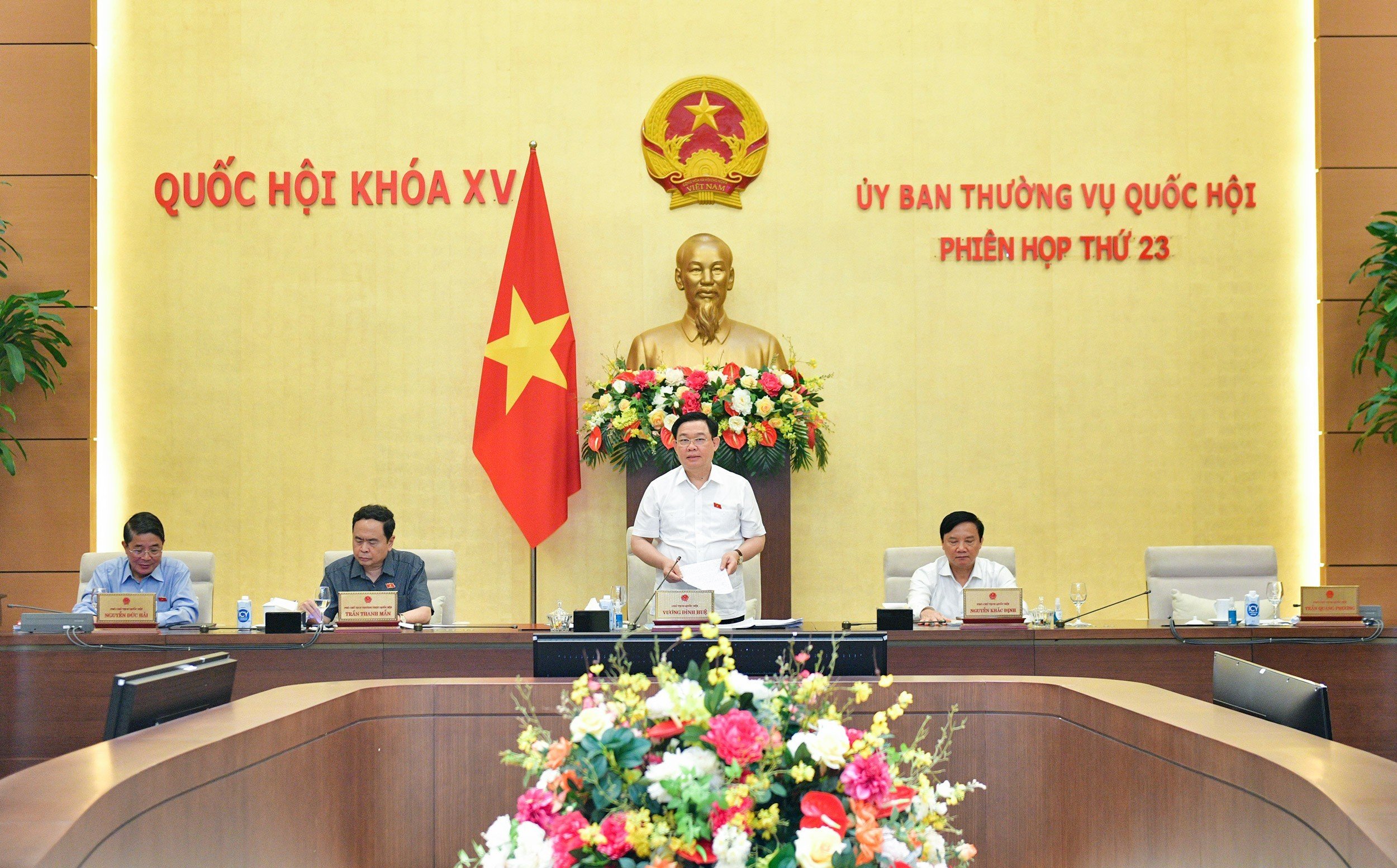 Bế mạc Phiên họp thứ 23 của Ủy ban Thường vụ Quốc hội