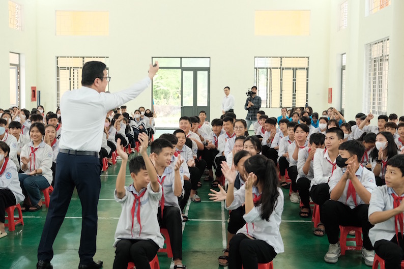 7 624 học sinh trung học Hà Tĩnh trải nghiệm ứng dụng hướng nghiệp