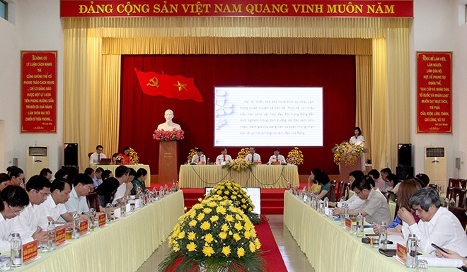 Phát huy vai trò của báo chí truyền thông trong xây dựng Đảng về đạo đức