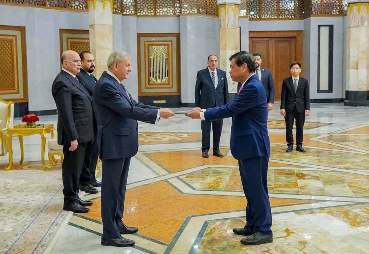 Việt Nam mong muốn phát triển mối quan hệ hữu nghị truyền thống với Iraq