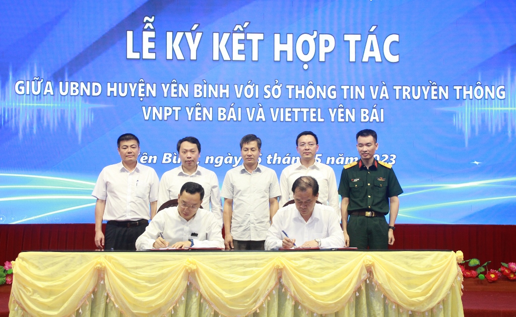 Bộ Thông tin và Truyền thông làm việc với huyện Yên Bình