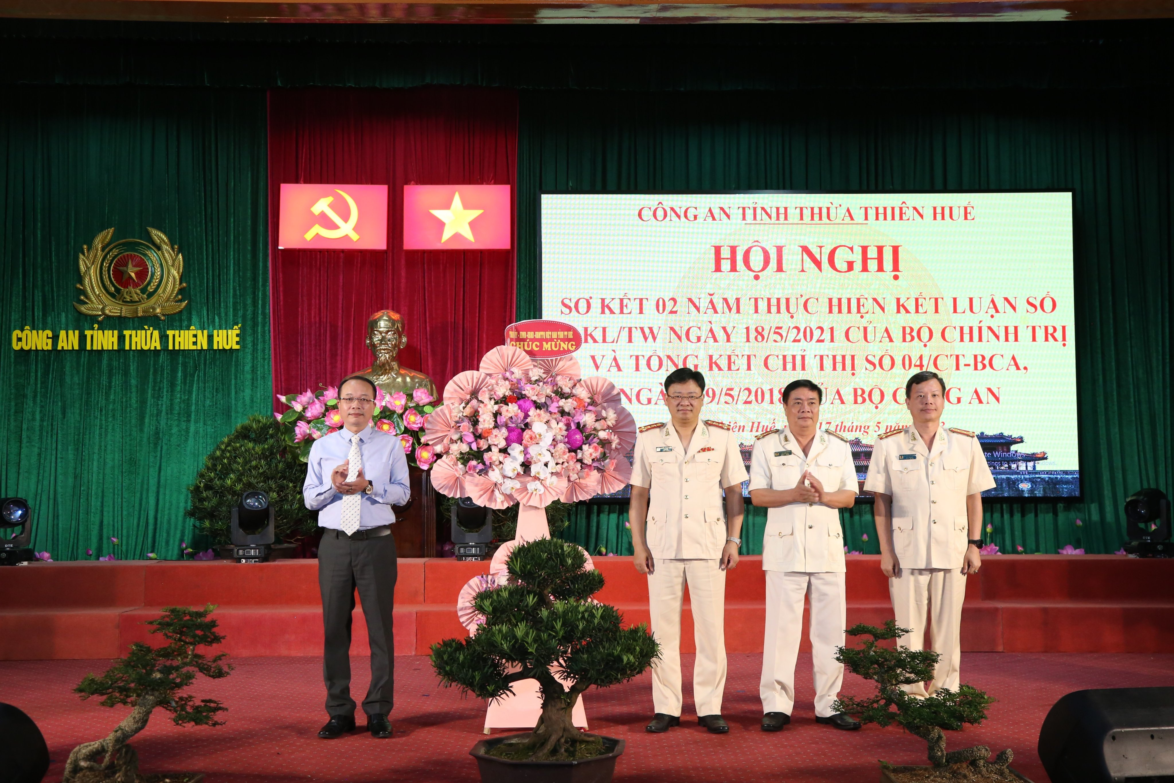 Thừa Thiên Huế Nhiều cá nhân và tập thể được Bộ Công an khen thưởng