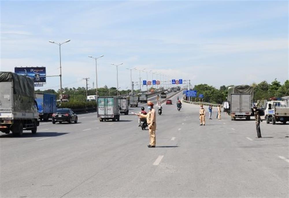 Tăng cường bảo đảm trật tự an toàn giao thông và phòng cháy, chữa cháy