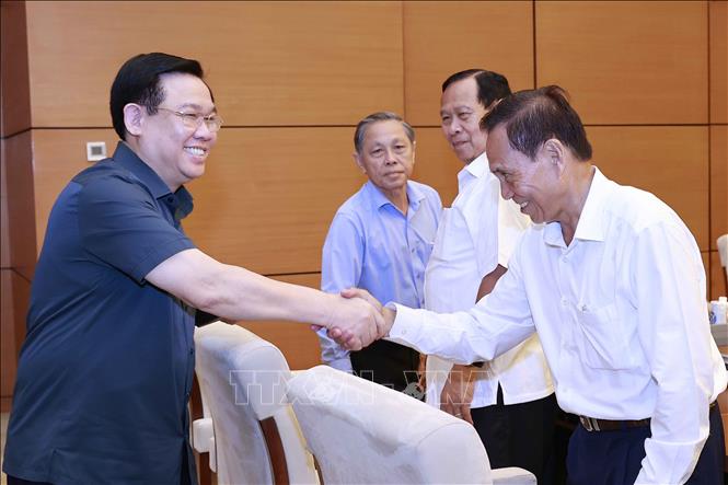 Cà Mau tập trung phát triển kinh tế đi đôi với chăm lo an sinh xã hội