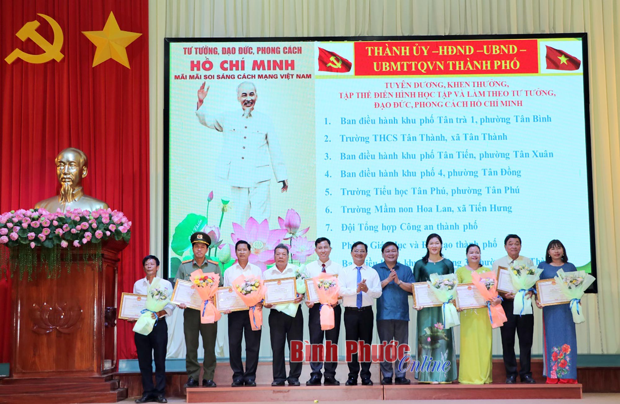 Nhiều hoạt động kỷ niệm 133 năm Ngày sinh Chủ tịch Hồ Chí Minh tại Bình Phước