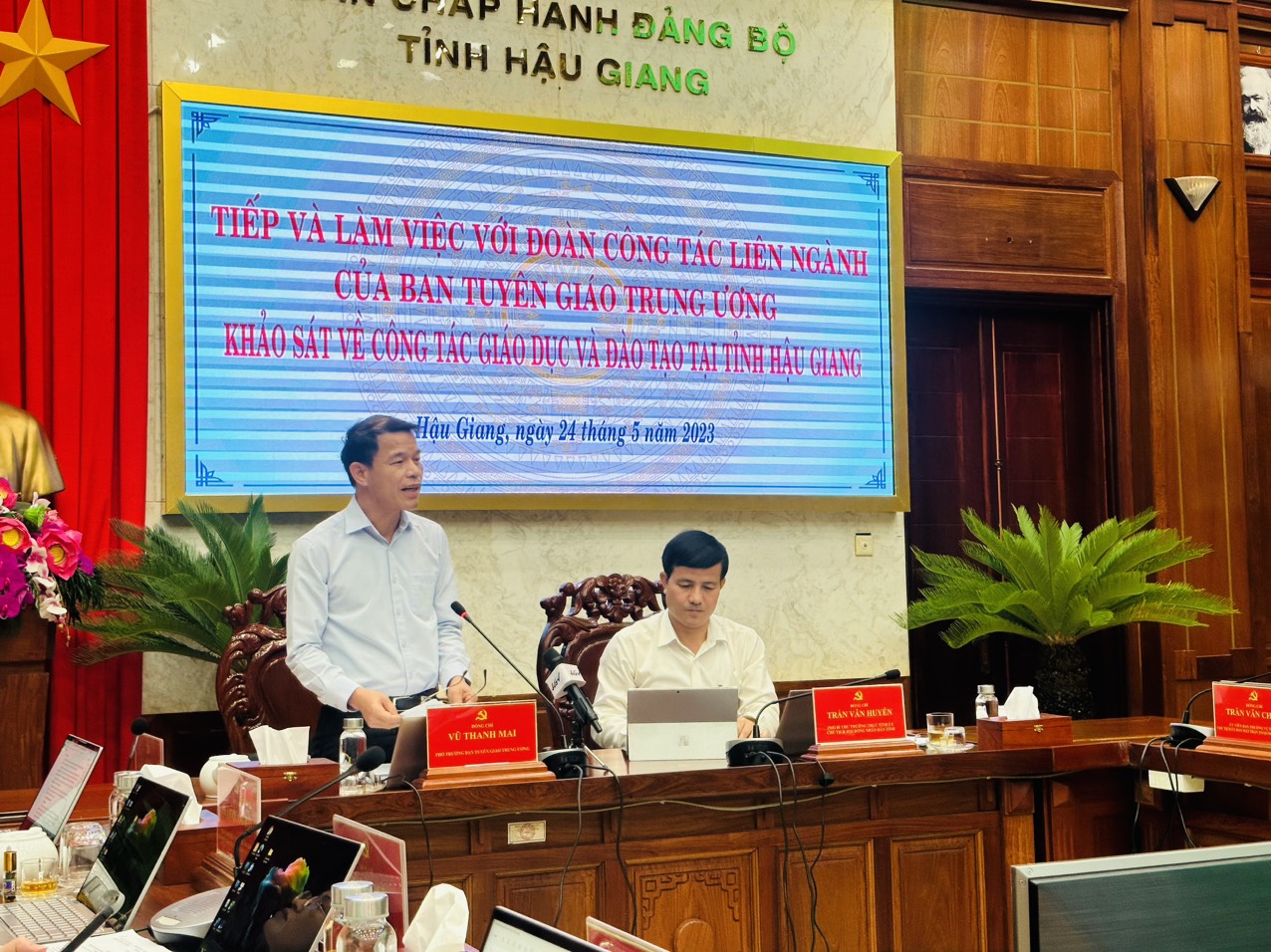 Ban Tuyên giáo Trung ương khảo sát công tác giáo dục và đào tạo tại Hậu Giang