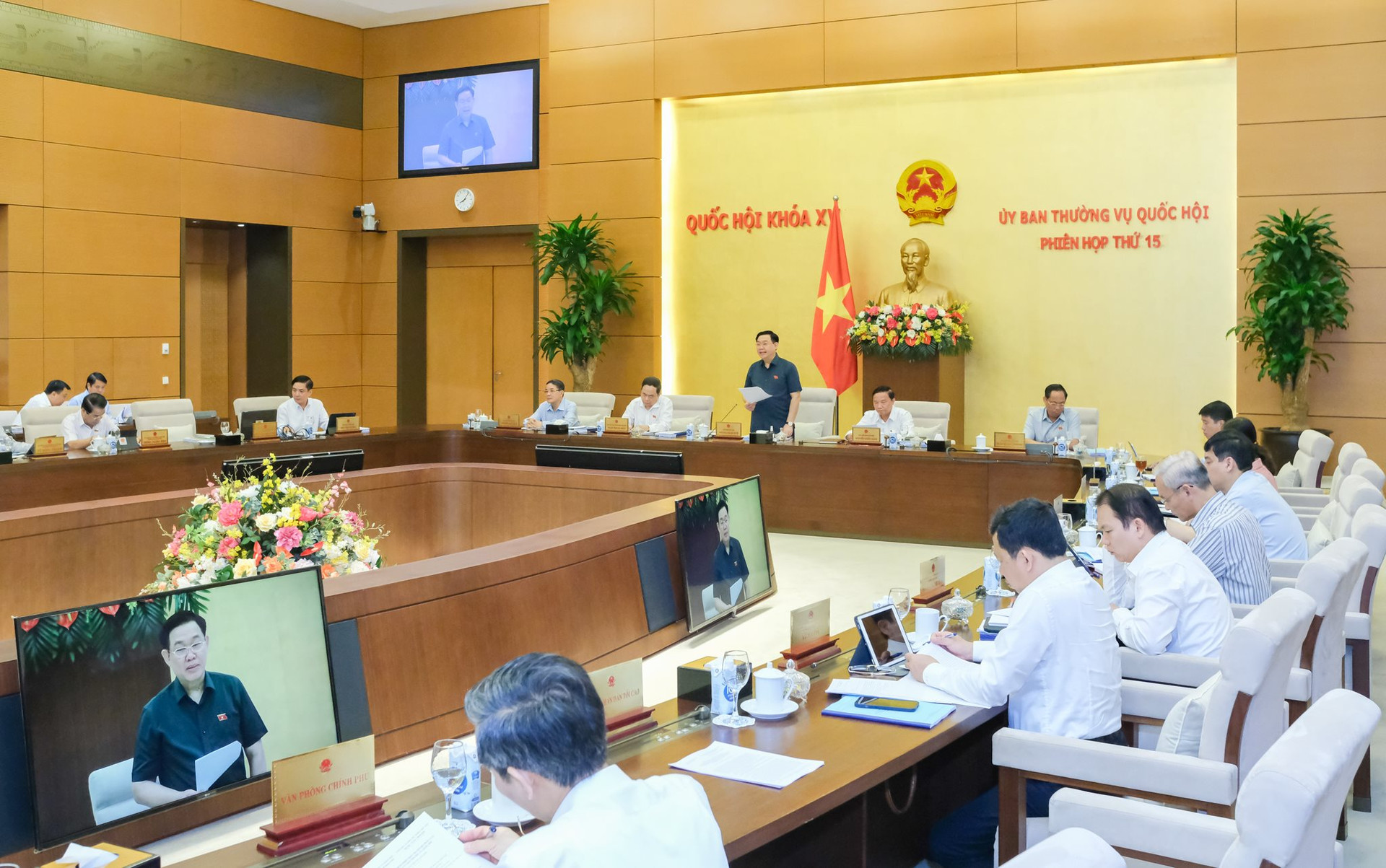 Tăng cường công tác giám sát văn bản quy phạm pháp luật, tháo gỡ các điểm nghẽn về thể chế