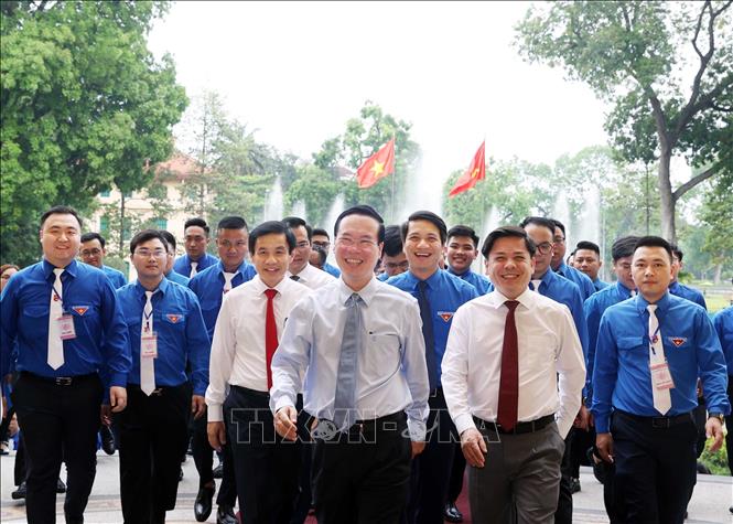 Phải luôn giữ vững tinh thần thanh niên tiên tiến, làm theo lời Bác