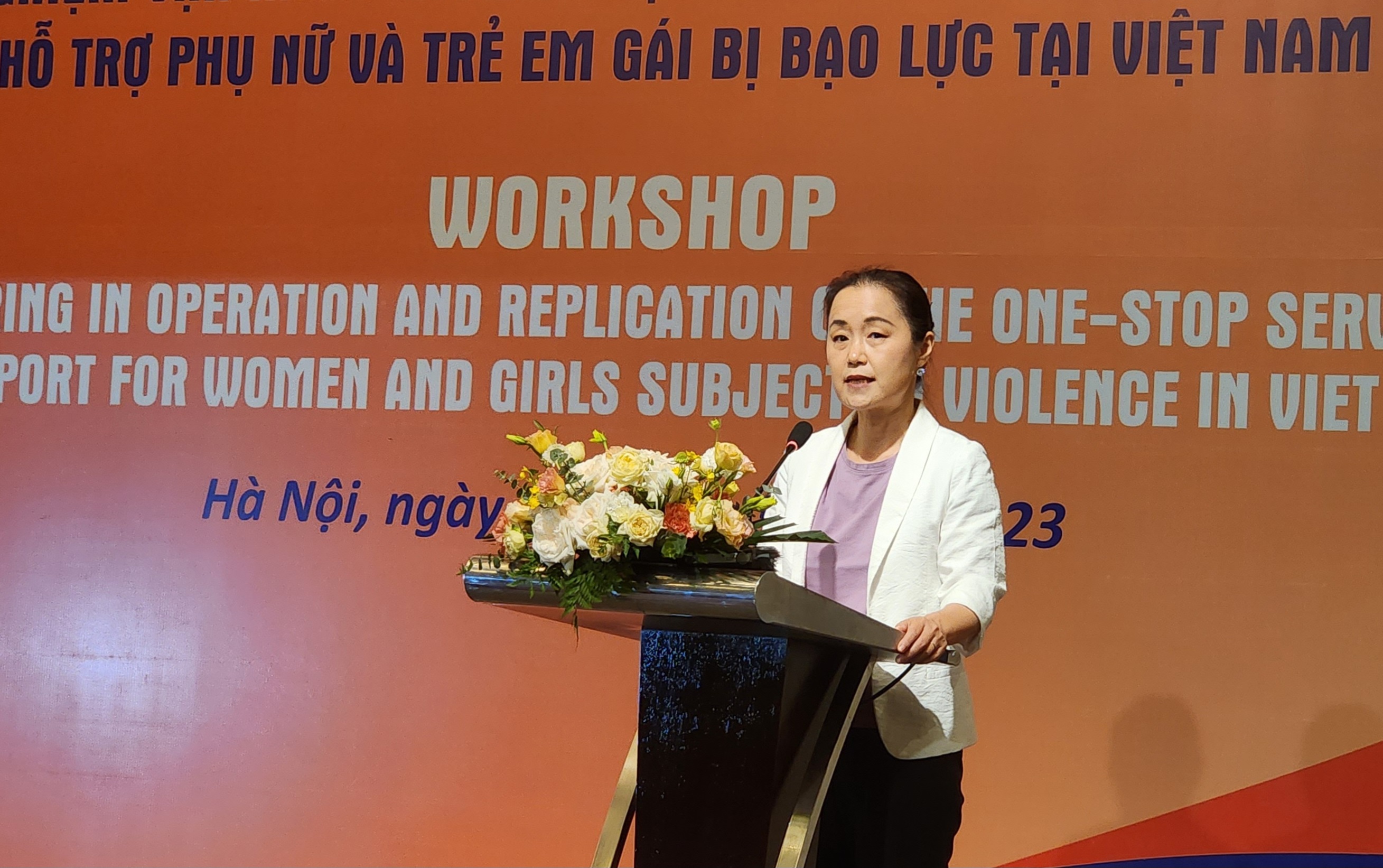 Tìm giải pháp nhân rộng mô hình một cửa hỗ trợ phụ nữ và trẻ em gái bị bạo lực