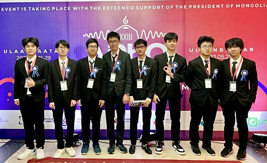 Việt Nam đoạt 4 huy chương Đồng tại Olympic Vật lí Châu Á - Thái Bình Dương 2023