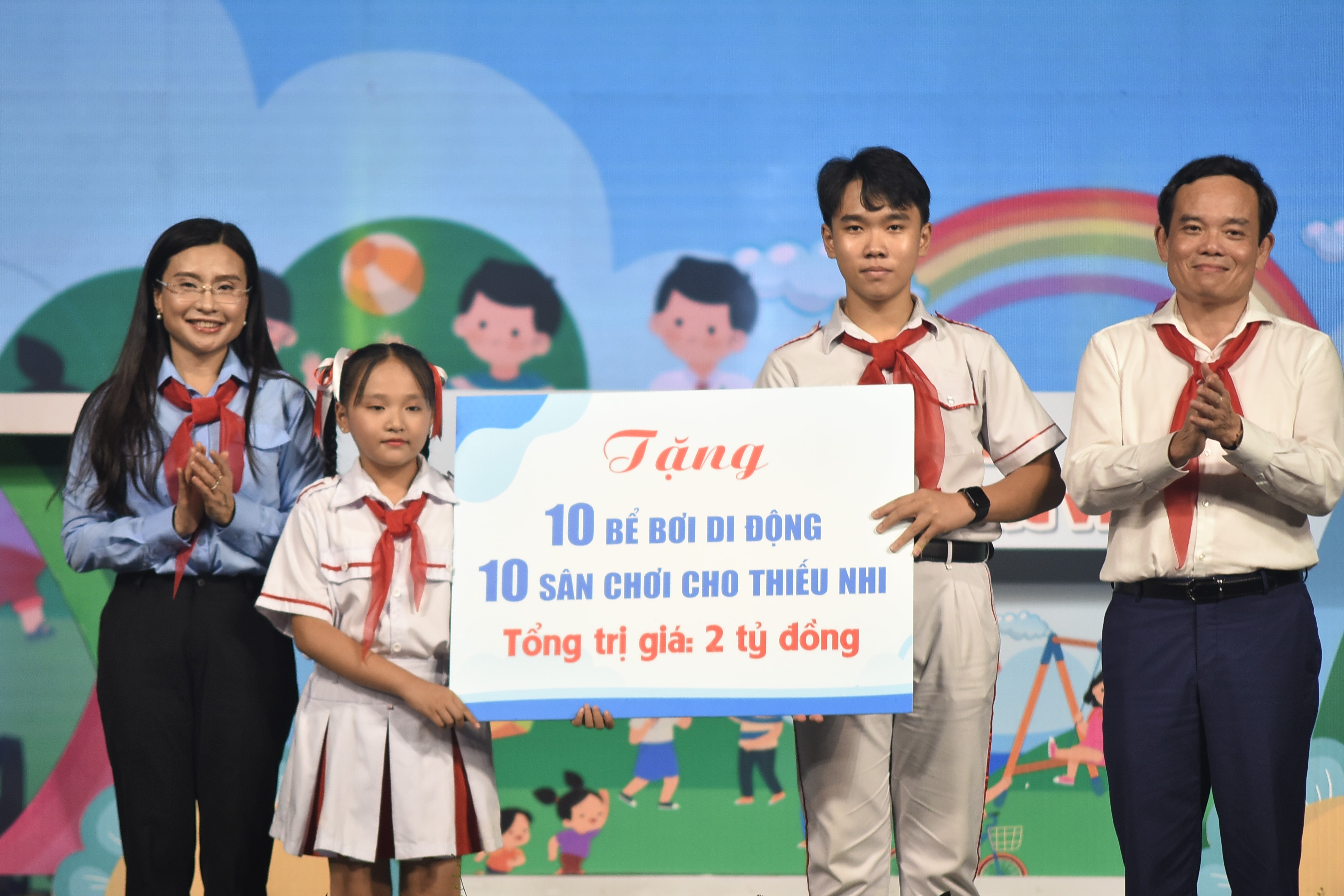 Khai mạc hè, hưởng ứng Tháng hành động vì trẻ em năm 2023