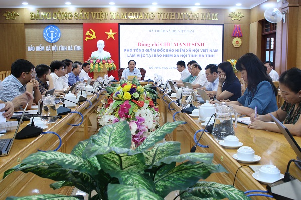 Hà Tĩnh Cần có giải pháp cụ thể phát triển người tham gia BHXH bắt buộc